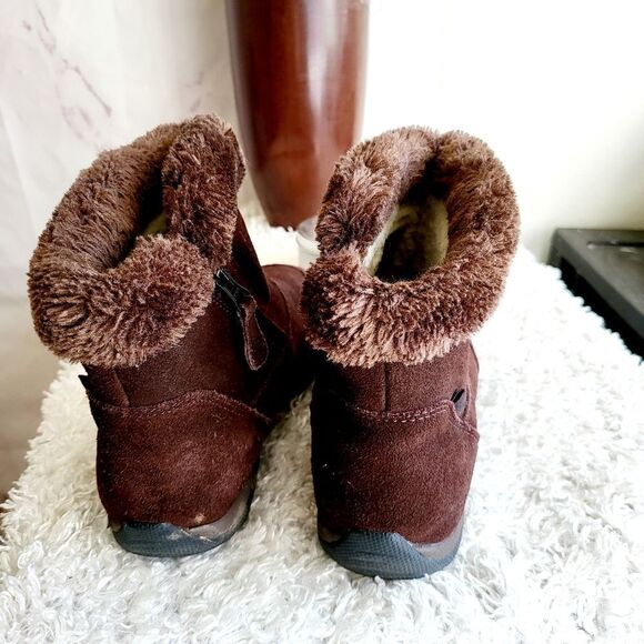 Kamik waterproof Montreal sheepskin fur lined warm boots - Picture 6 of 7